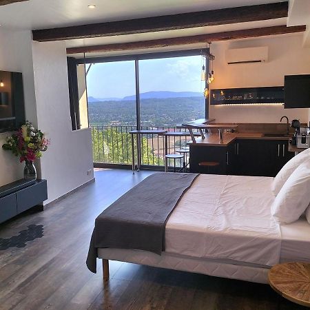 L'Essens Bed & Breakfast Fayence Bagian luar foto